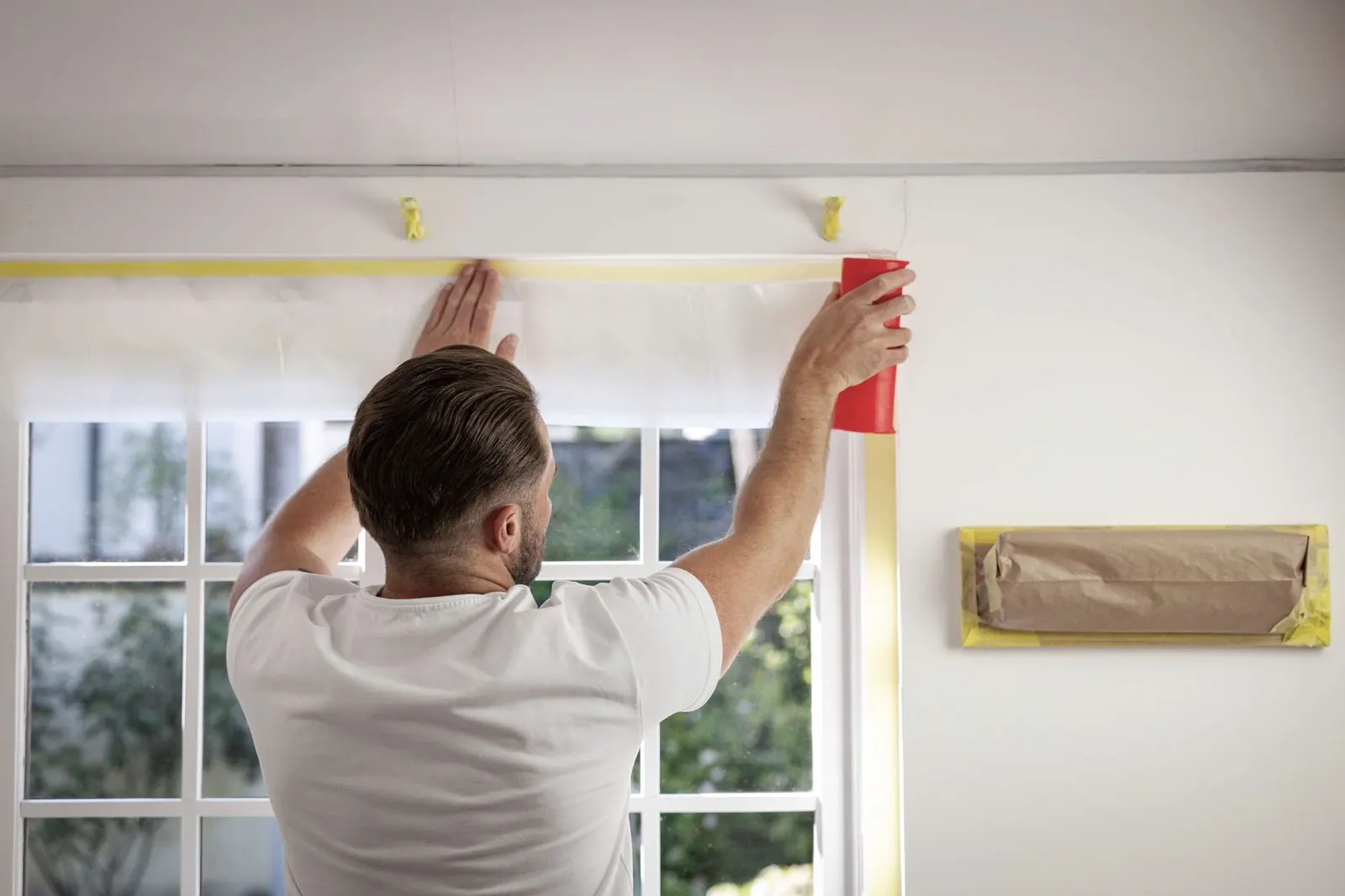 Wallpapering in progress